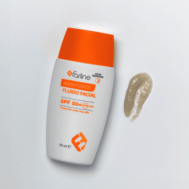 Farline Fluido Facial Aqua Fusion SPF 50+ con Color 50ml