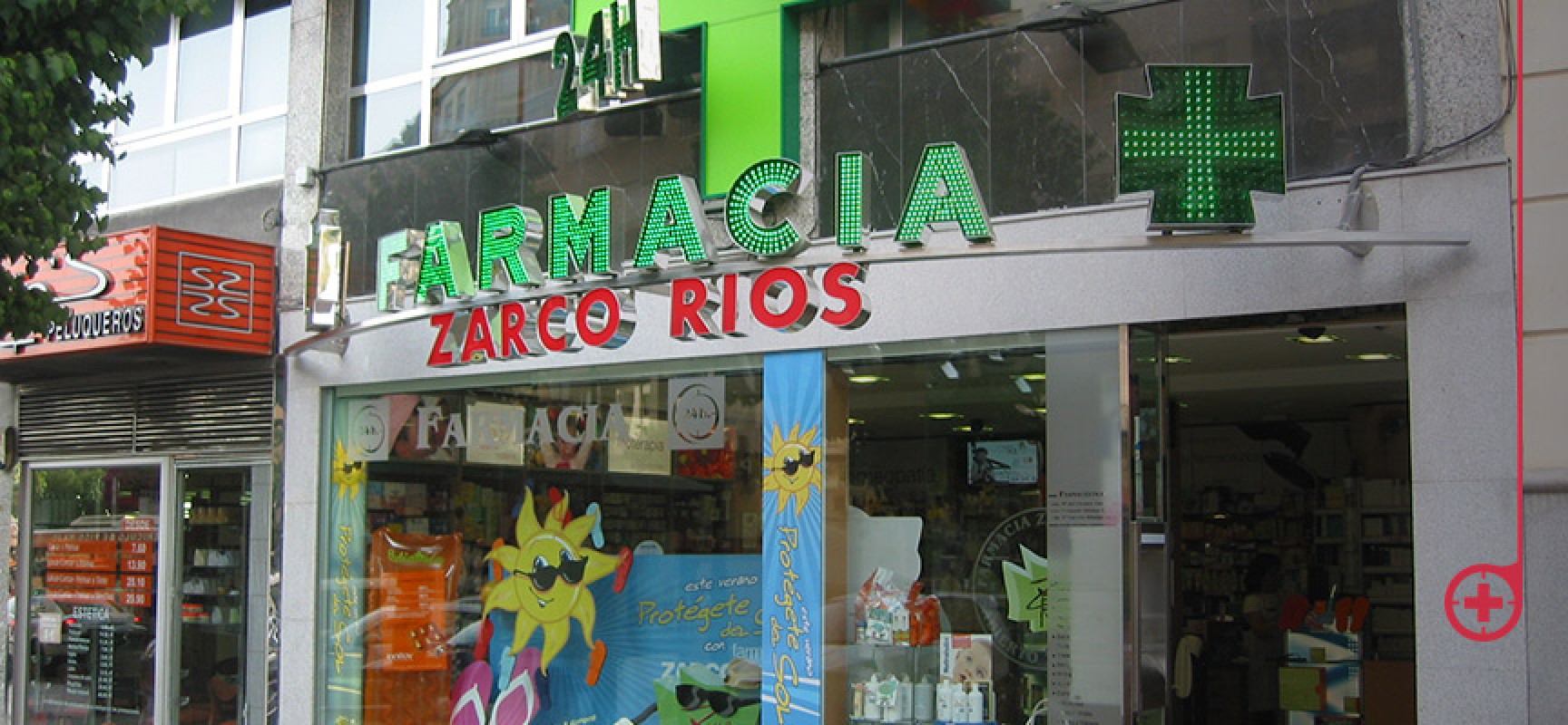 Un siglo reinventando la farmacia Un siglo reinventando la farmacia