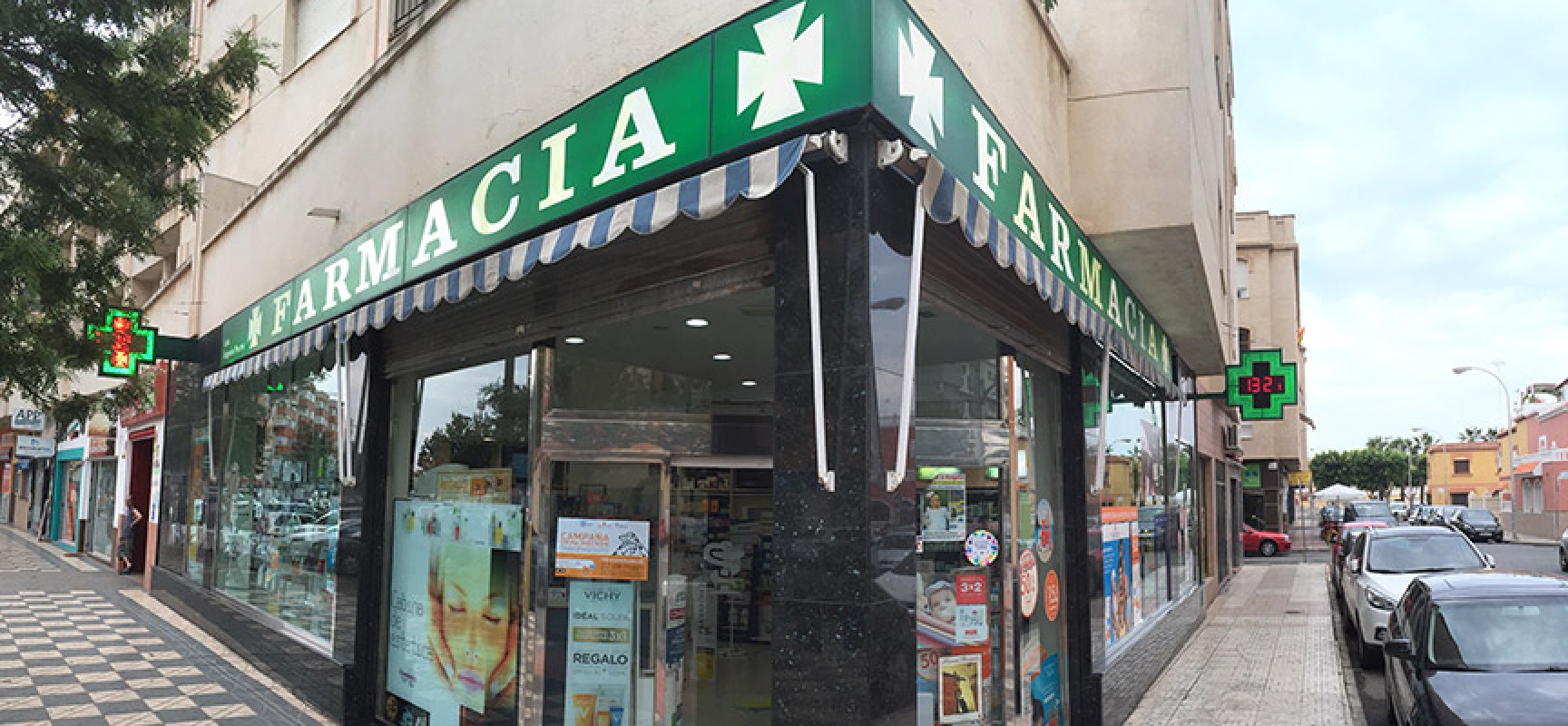 Farmacia de tradición familiar al servicio del paciente