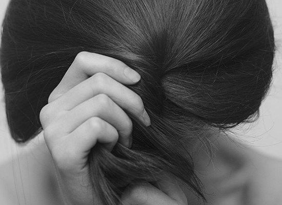 ¿Por qué en otoño se nos cae el pelo?