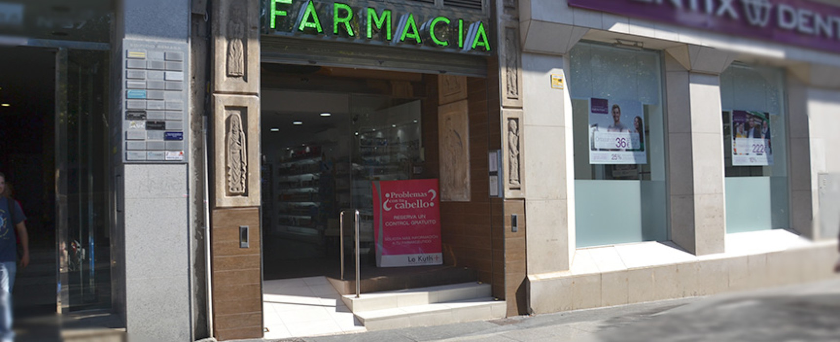 Farmacia Plaza García, en el corazón de Almería