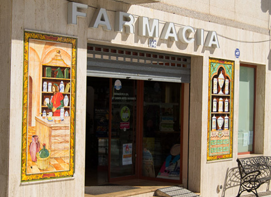 Farmacias Mayol: toda una vida dedicada a los pacientes