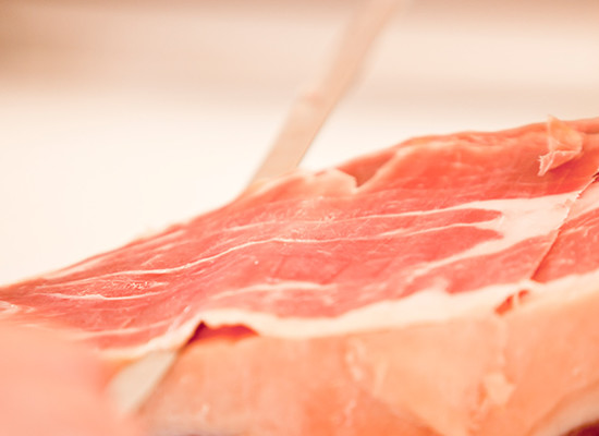 La OMS se retracta: el jamón serrano es bueno